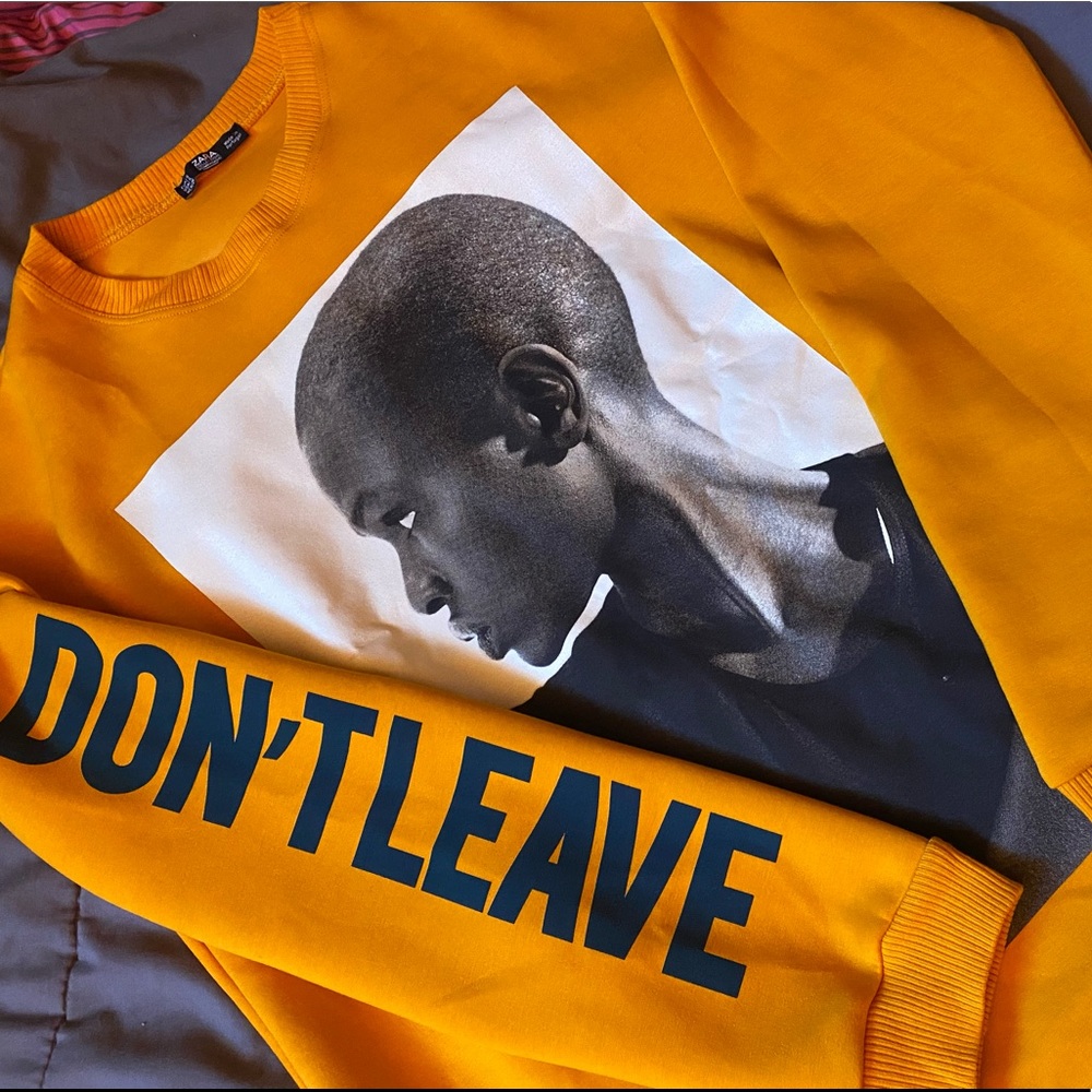 Zara “Don’t Leave” oversized sweatshirt - S